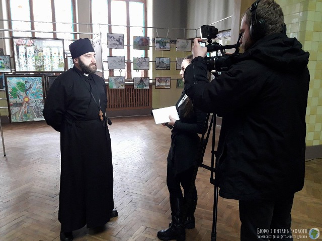 У Полтаві відкрилася виставка дитячих малюнків до 30-річчя з дня Чорнобильської катастрофи